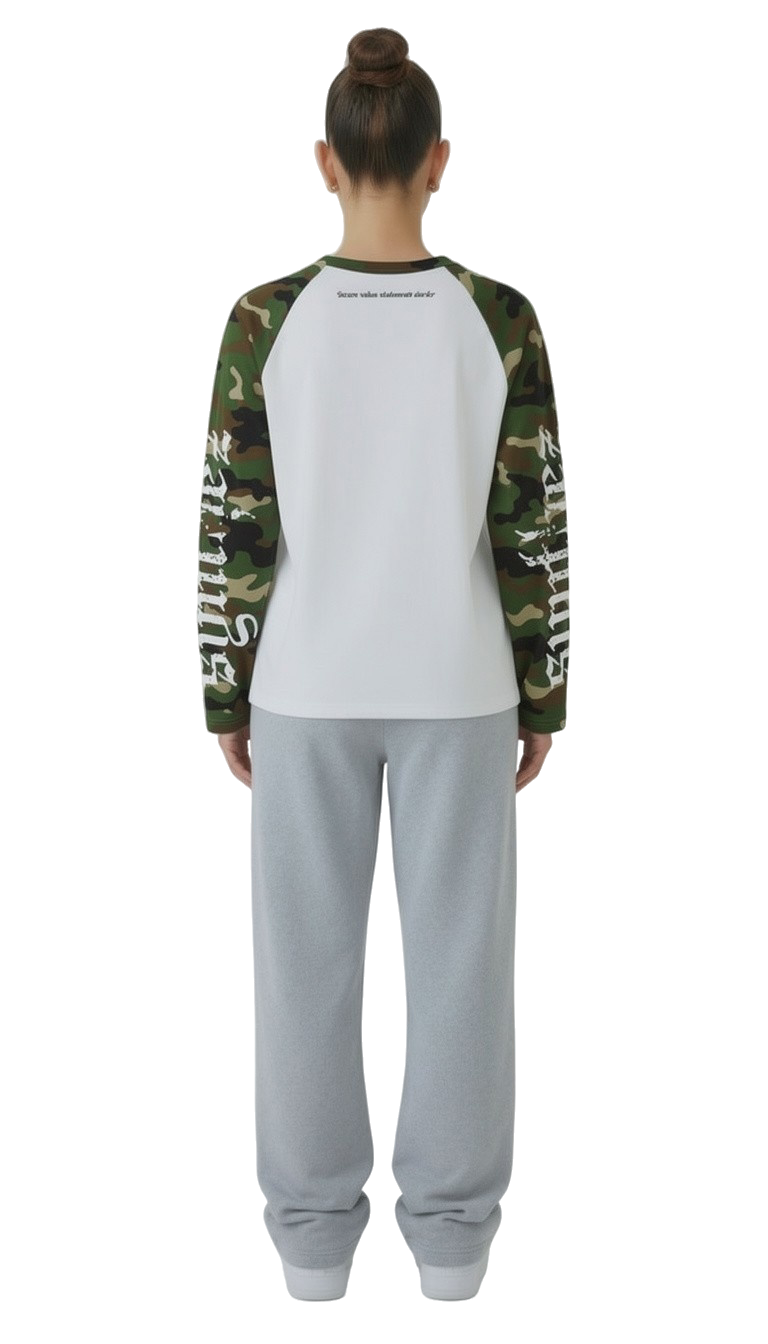 Longsleeve camouflage green streetwear drop für Frauen mit backprint