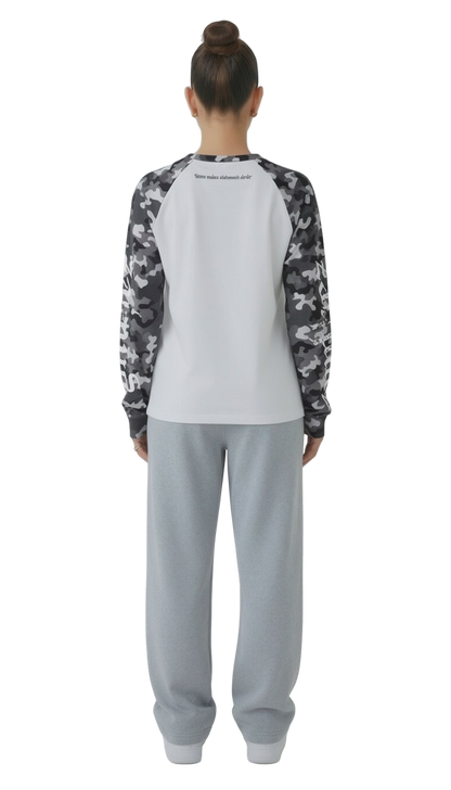 Longsleeve camouflage schwarz streetwear drop für Frauen mit backprint